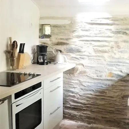 Petit Paradis Au Bord De L'erdre  *
