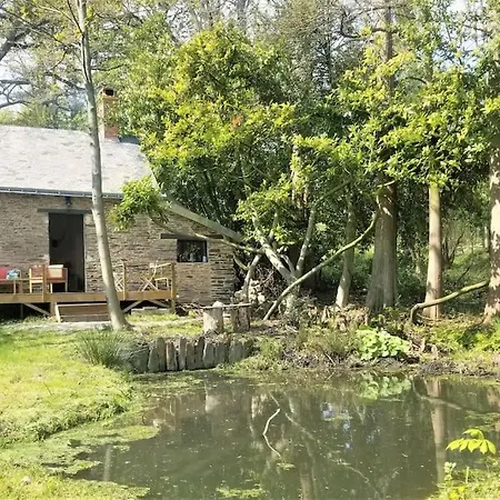 Petit Paradis Au Bord De L'erdre  *